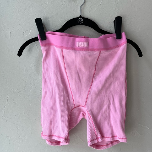 SKIMS Other - 💖SKIMS COTTON RIB BOXERS IN BUBBLEGUM S